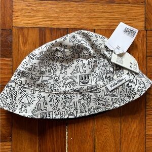 NWT Reversible Keith Haring Bucket Hat Small